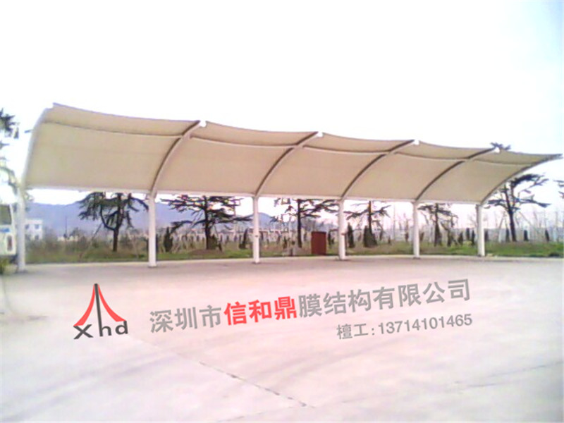 安徽蚌埠学院停车棚工程案例