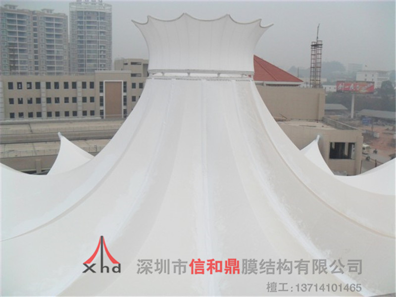 江西赣州商贸城屋顶膜结构