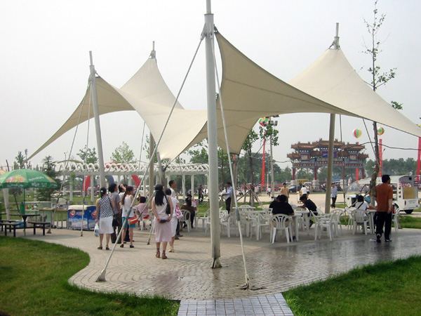 广场膜结构景观图片