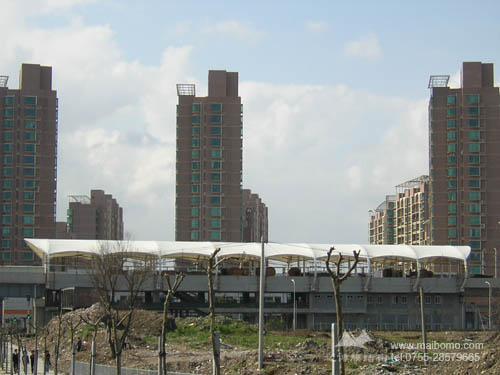 地铁站膜结构雨棚