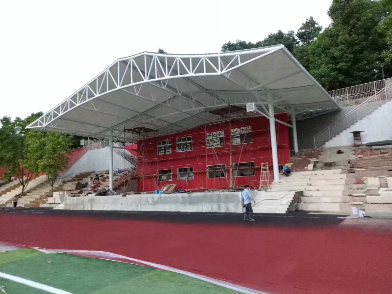 膜结构体育场看台遮阳棚工程案例