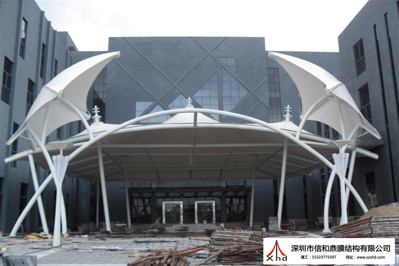 商业大楼门头张拉膜结构景观遮阳棚工程案例