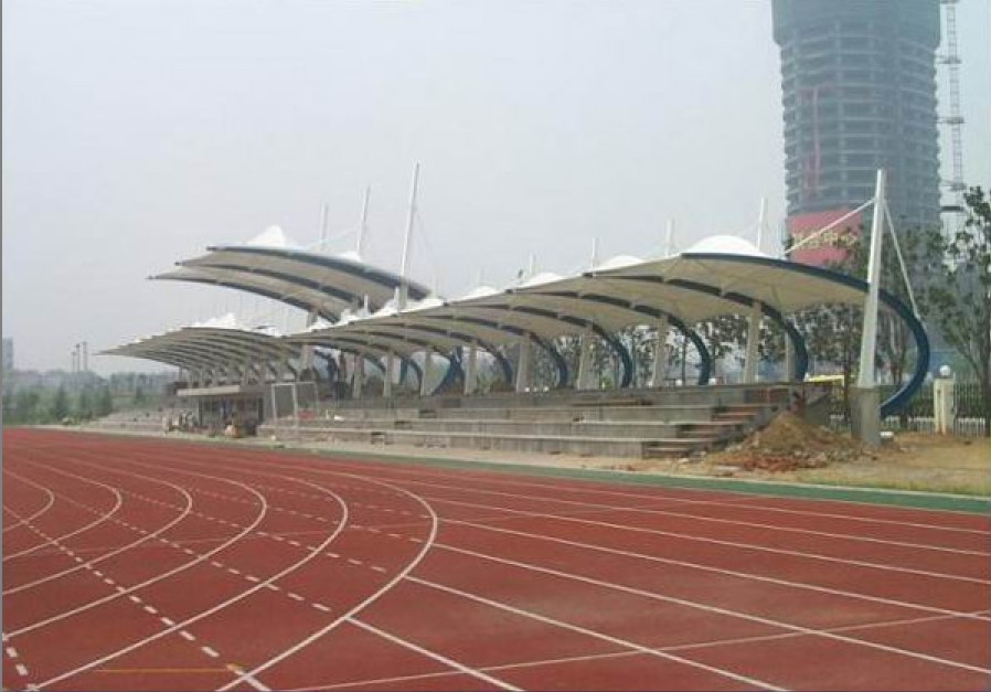 湖北高级中学体育看台膜结构工程案例