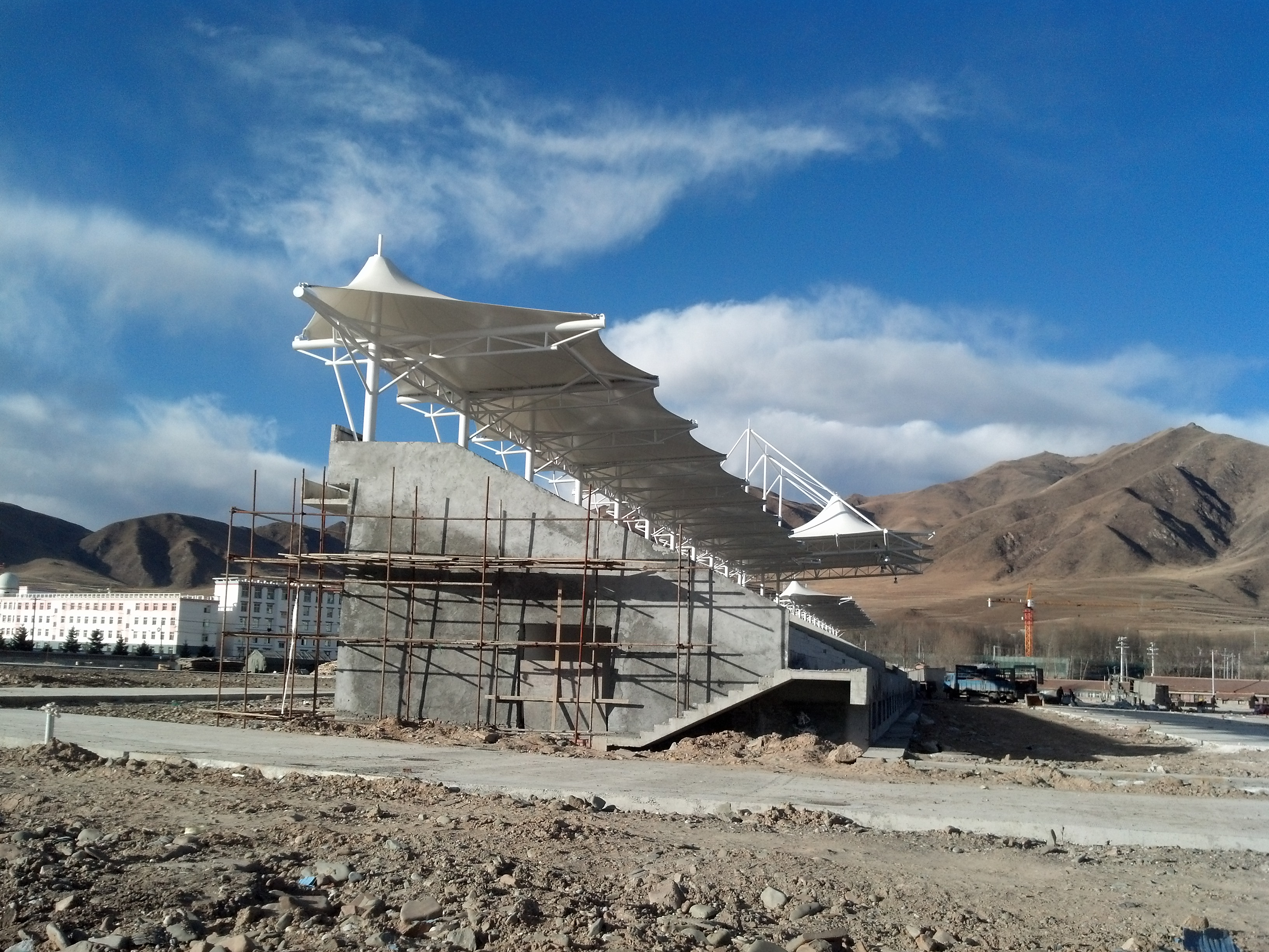 膜结构体育看台图片