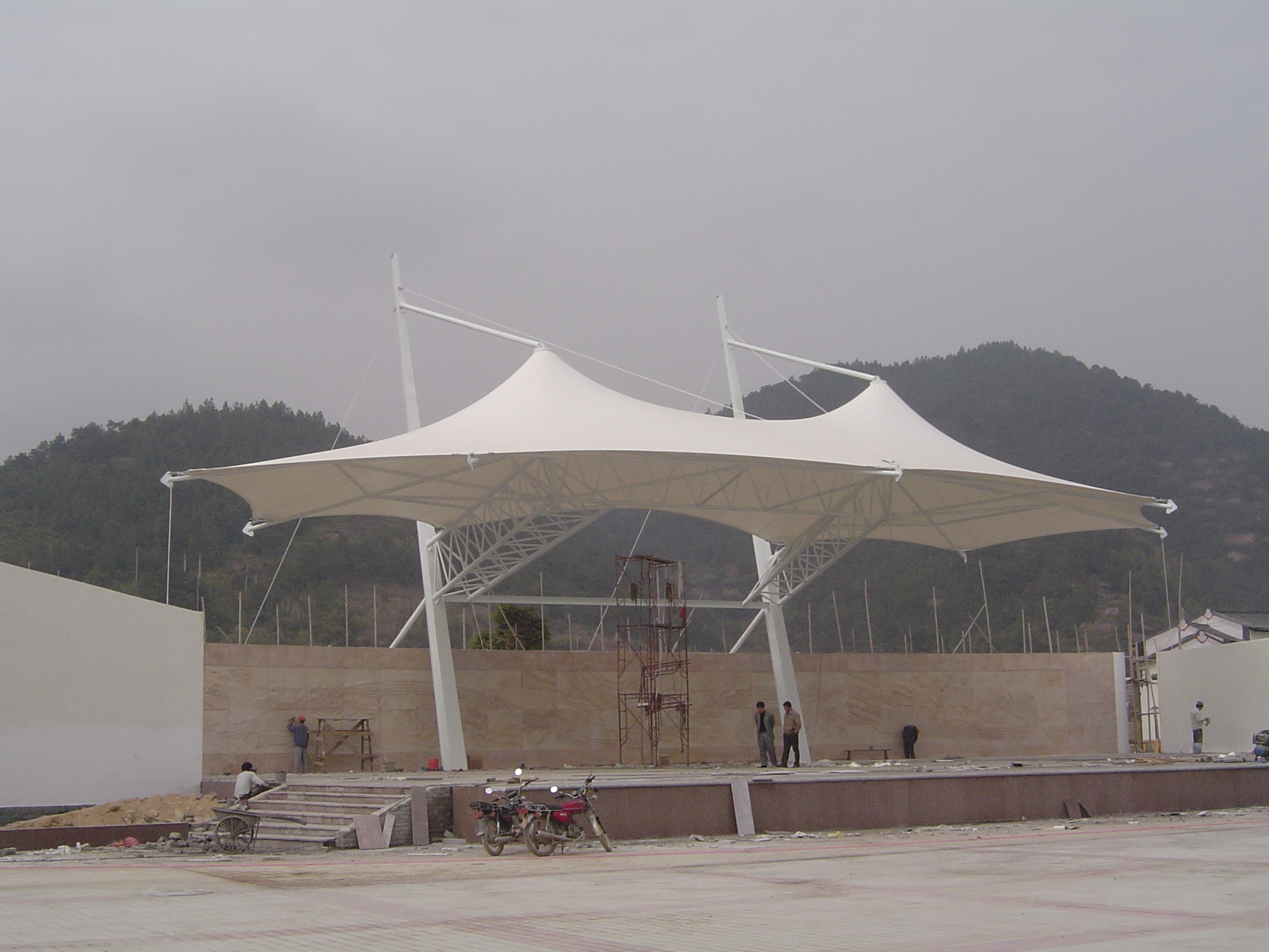 大埔万人广场张拉膜结构景观遮阳棚工程案例