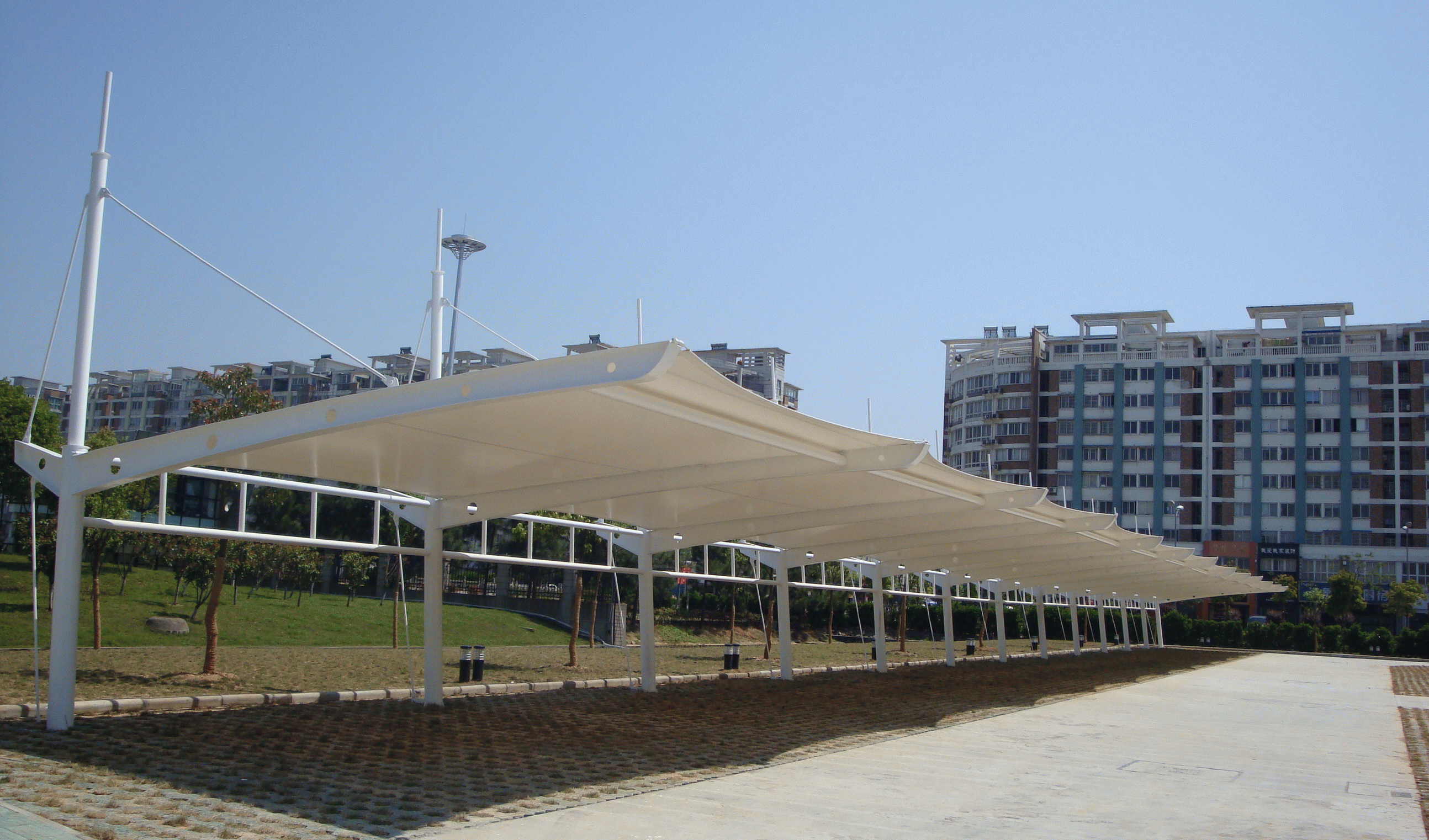 充电桩膜结构车棚